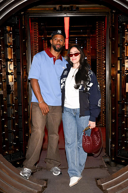 BRUNELLO CUCINELLI☆美品☆最終価格！ Victor Cruz, Brunello Cucinelli at Brunello Cucinelli Hosts